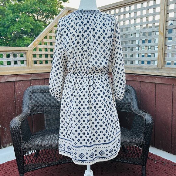 Forever 21 Peasant Blouse Dress with geometric pattern (size M) - Picture 6 of 11